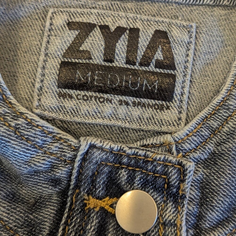 NWT Zyia Faded Indigo Crossroads Denim Jacket 2, Size M - Picture 12 of 13